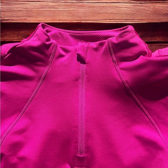 Athleta whistler half zip - Small (B8) - Picture 2 of 4